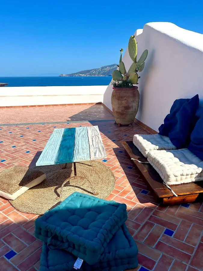 Antica Dimora Santa Marina Salina Bed & Breakfast 0*,  Italy